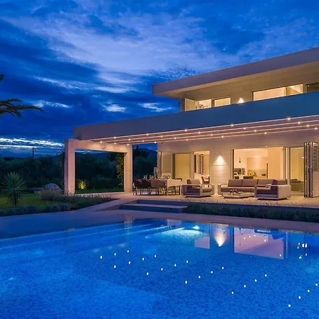 Villa Red Land Divulje