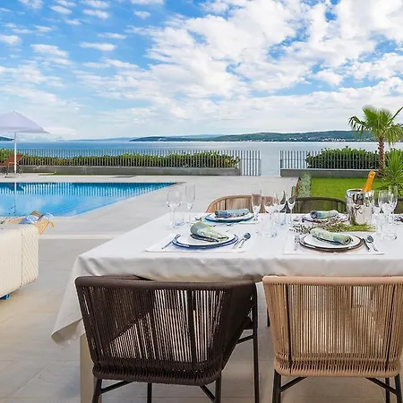 Red Land Villa Divulje