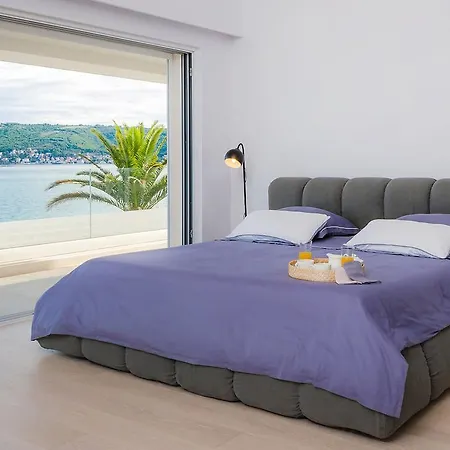 Villa Red Land Divulje
